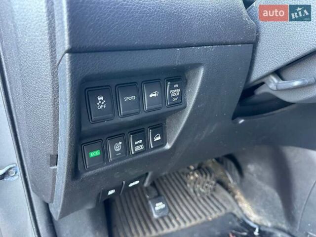 Сірий Ніссан Rogue, об'ємом двигуна 2.5 л та пробігом 50 тис. км за 8900 $, фото 10 на Automoto.ua