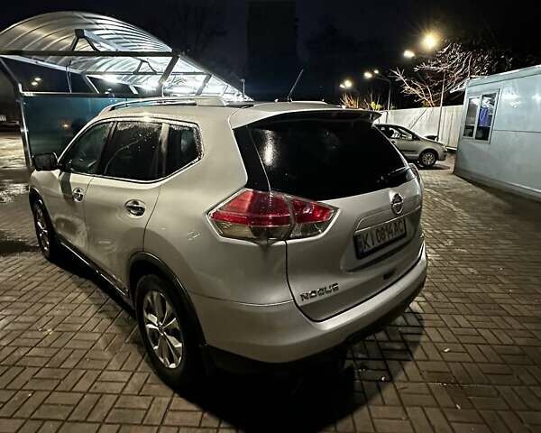 Серый Ниссан Rogue, объемом двигателя 2.49 л и пробегом 162 тыс. км за 13200 $, фото 9 на Automoto.ua
