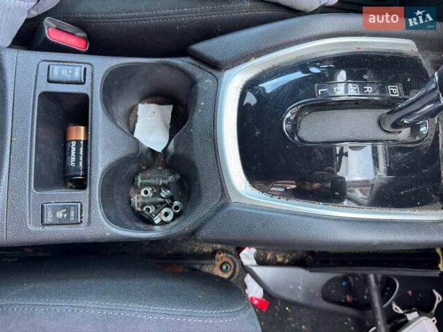 Сірий Ніссан Rogue, об'ємом двигуна 2.5 л та пробігом 50 тис. км за 8900 $, фото 9 на Automoto.ua
