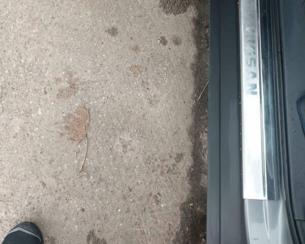 Серый Ниссан Rogue, объемом двигателя 2.5 л и пробегом 137 тыс. км за 11550 $, фото 14 на Automoto.ua