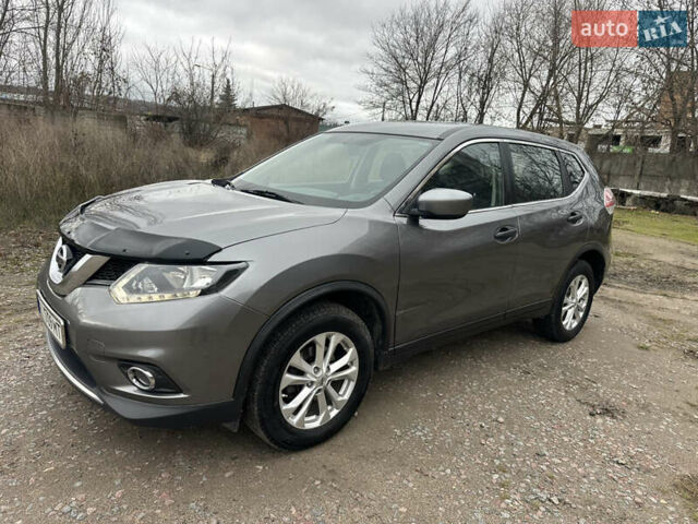 Сірий Ніссан Rogue, об'ємом двигуна 2.49 л та пробігом 135 тис. км за 12000 $, фото 20 на Automoto.ua