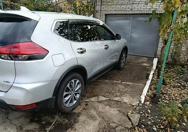 Сірий Ніссан Rogue, об'ємом двигуна 2.5 л та пробігом 130 тис. км за 16000 $, фото 3 на Automoto.ua