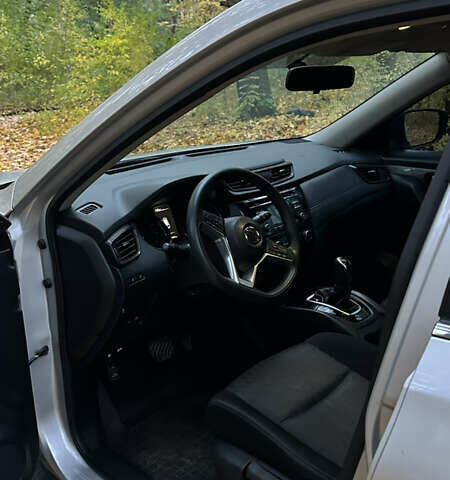 Сірий Ніссан Rogue, об'ємом двигуна 2.49 л та пробігом 79 тис. км за 13200 $, фото 14 на Automoto.ua