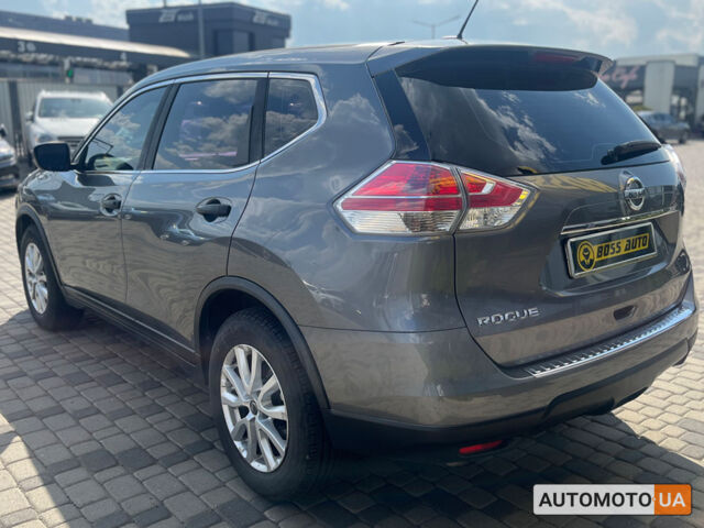 Серый Ниссан Rogue, объемом двигателя 2.5 л и пробегом 132 тыс. км за 12700 $, фото 4 на Automoto.ua