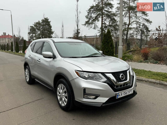 Сірий Ніссан Rogue, об'ємом двигуна 2.49 л та пробігом 165 тис. км за 10900 $, фото 1 на Automoto.ua
