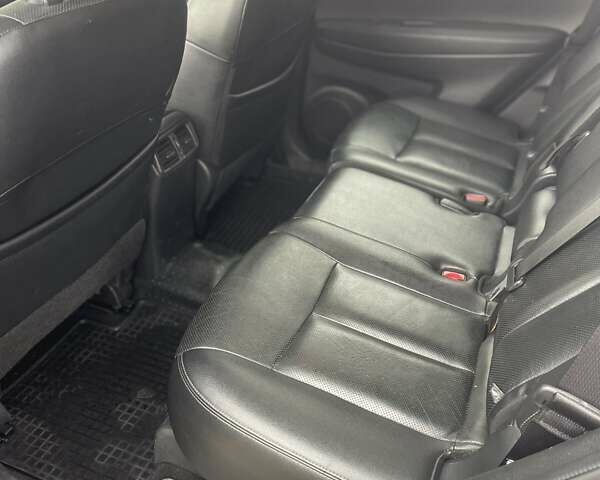 Серый Ниссан Rogue, объемом двигателя 2.49 л и пробегом 120 тыс. км за 13750 $, фото 14 на Automoto.ua