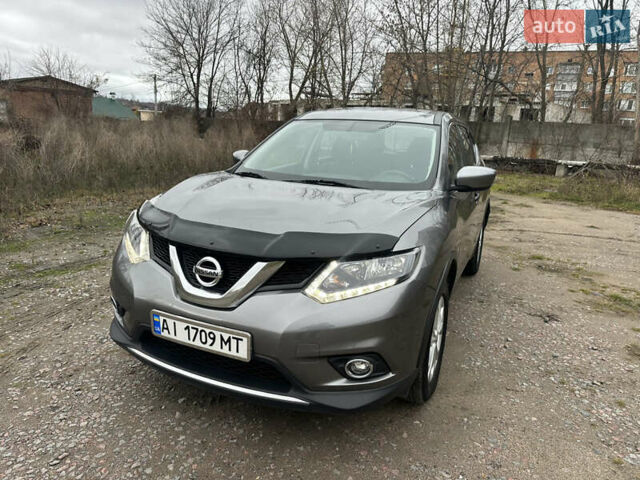 Сірий Ніссан Rogue, об'ємом двигуна 2.49 л та пробігом 135 тис. км за 12000 $, фото 12 на Automoto.ua