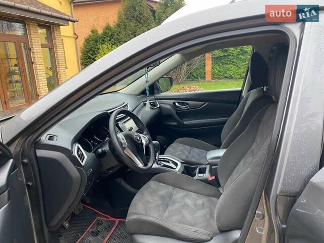 Сірий Ніссан Rogue, об'ємом двигуна 2.49 л та пробігом 146 тис. км за 12500 $, фото 5 на Automoto.ua