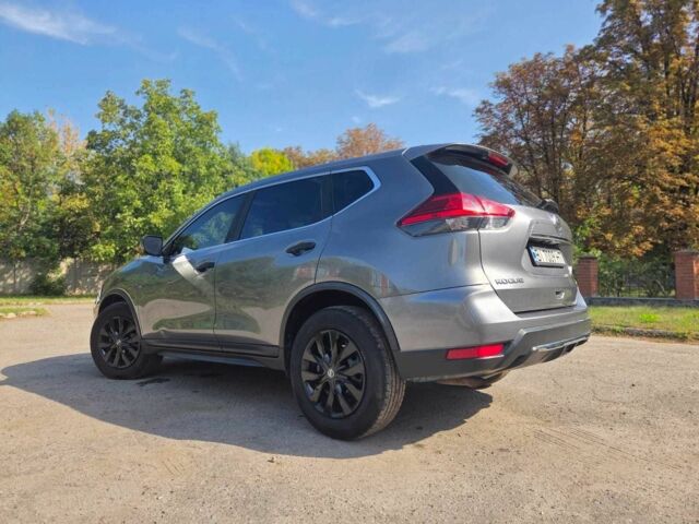 Сірий Ніссан Rogue, об'ємом двигуна 2.5 л та пробігом 75 тис. км за 14700 $, фото 5 на Automoto.ua