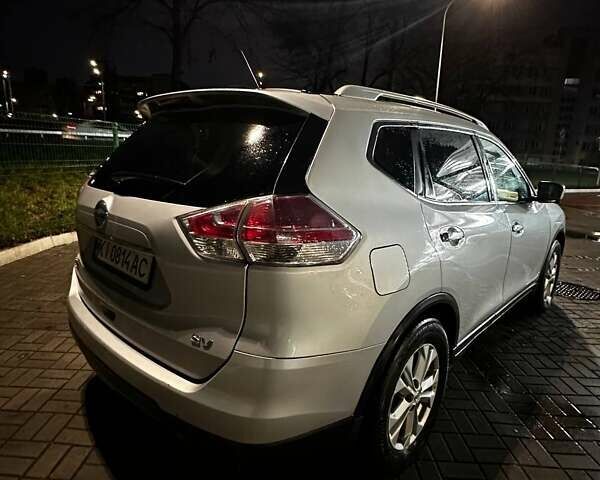 Серый Ниссан Rogue, объемом двигателя 2.49 л и пробегом 162 тыс. км за 13200 $, фото 7 на Automoto.ua