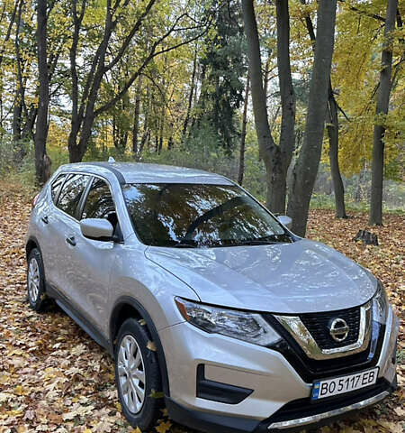 Сірий Ніссан Rogue, об'ємом двигуна 2.49 л та пробігом 79 тис. км за 13200 $, фото 1 на Automoto.ua