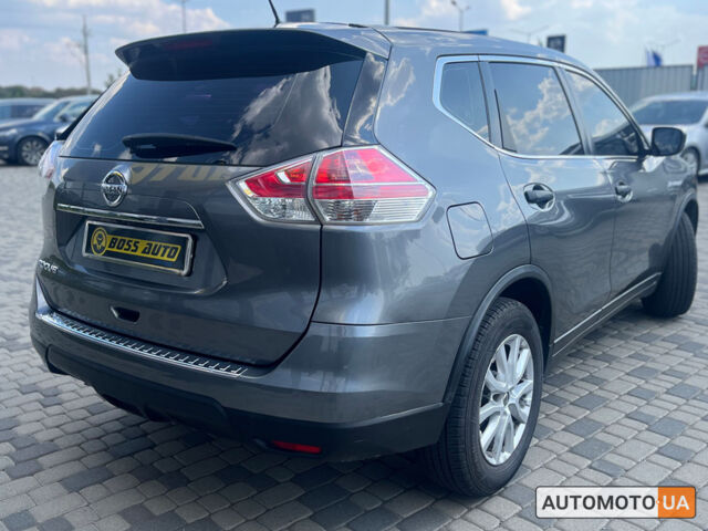 Серый Ниссан Rogue, объемом двигателя 2.5 л и пробегом 132 тыс. км за 12700 $, фото 6 на Automoto.ua