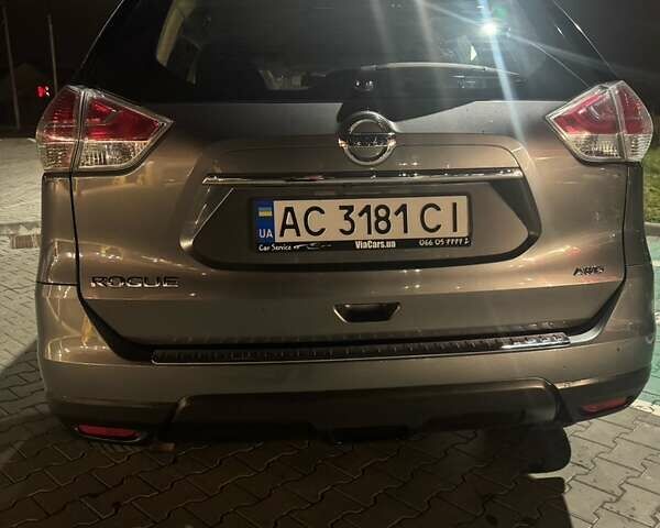 Сірий Ніссан Rogue, об'ємом двигуна 2.49 л та пробігом 207 тис. км за 11350 $, фото 5 на Automoto.ua