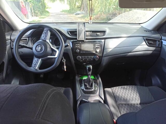 Сірий Ніссан Rogue, об'ємом двигуна 2.5 л та пробігом 160 тис. км за 12000 $, фото 2 на Automoto.ua