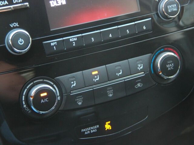 Сірий Ніссан Rogue, об'ємом двигуна 2.5 л та пробігом 105 тис. км за 12500 $, фото 23 на Automoto.ua