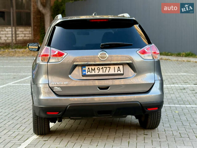 Серый Ниссан Rogue, объемом двигателя 2.49 л и пробегом 83 тыс. км за 12500 $, фото 18 на Automoto.ua