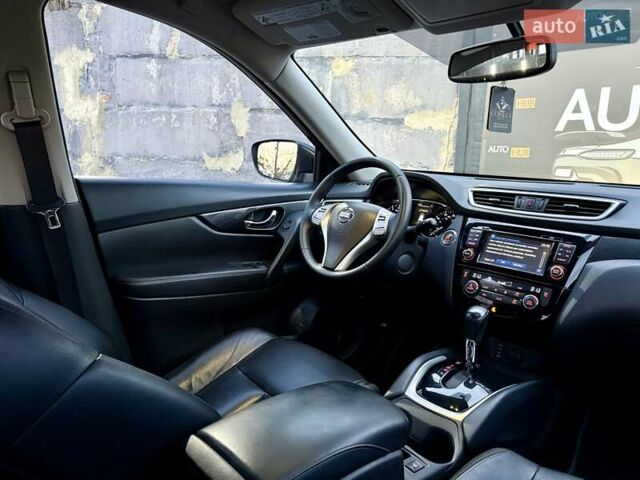 Серый Ниссан Rogue, объемом двигателя 2.5 л и пробегом 92 тыс. км за 14500 $, фото 11 на Automoto.ua