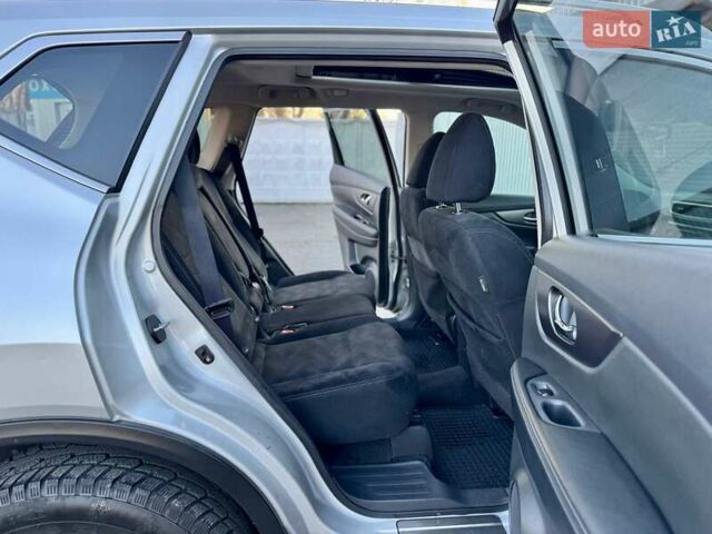 Серый Ниссан Rogue, объемом двигателя 2.5 л и пробегом 113 тыс. км за 13500 $, фото 24 на Automoto.ua