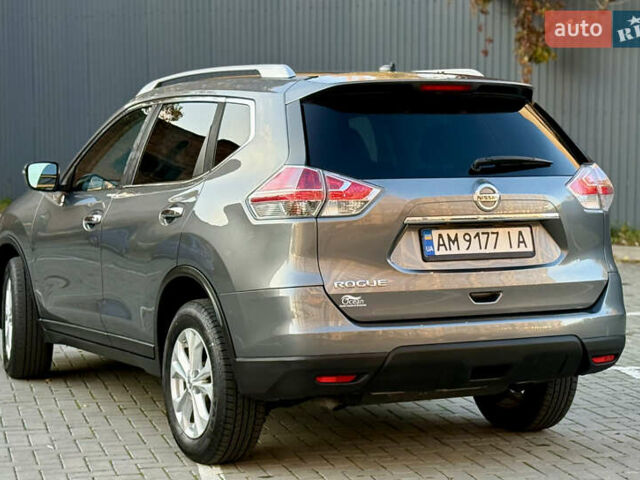 Серый Ниссан Rogue, объемом двигателя 2.49 л и пробегом 83 тыс. км за 12500 $, фото 15 на Automoto.ua