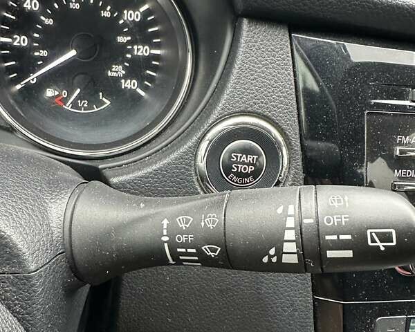 Серый Ниссан Rogue, объемом двигателя 2.49 л и пробегом 162 тыс. км за 11700 $, фото 24 на Automoto.ua