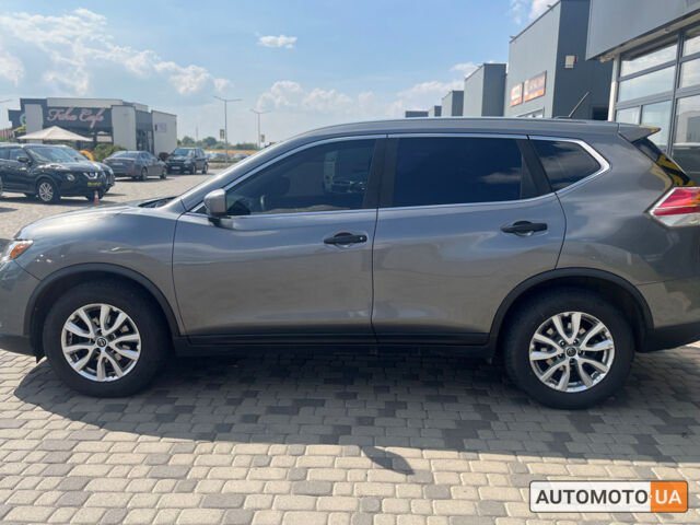 Серый Ниссан Rogue, объемом двигателя 2.5 л и пробегом 132 тыс. км за 12700 $, фото 3 на Automoto.ua