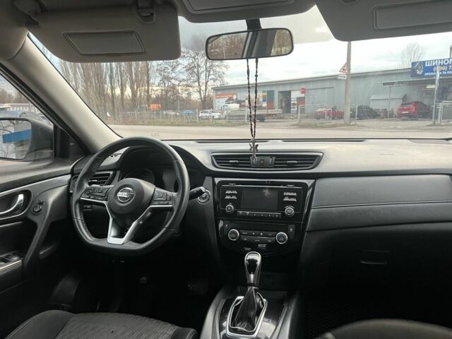 Серый Ниссан Rogue, объемом двигателя 2.5 л и пробегом 150 тыс. км за 13999 $, фото 16 на Automoto.ua