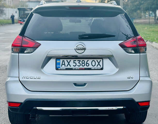 Серый Ниссан Rogue, объемом двигателя 2.49 л и пробегом 190 тыс. км за 12200 $, фото 8 на Automoto.ua