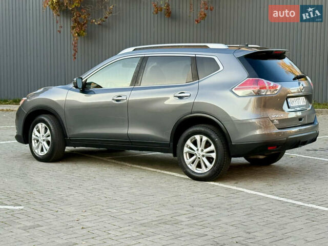 Серый Ниссан Rogue, объемом двигателя 2.49 л и пробегом 83 тыс. км за 12500 $, фото 11 на Automoto.ua