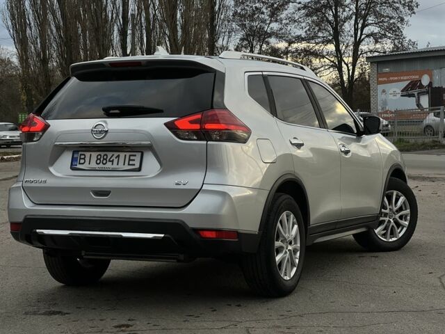 Серый Ниссан Rogue, объемом двигателя 2.5 л и пробегом 150 тыс. км за 13999 $, фото 7 на Automoto.ua