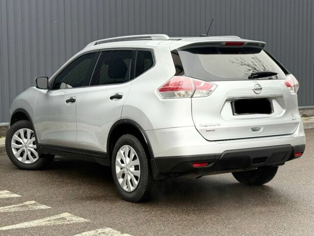 Сірий Ніссан Rogue, об'ємом двигуна 2.5 л та пробігом 160 тис. км за 12000 $, фото 2 на Automoto.ua