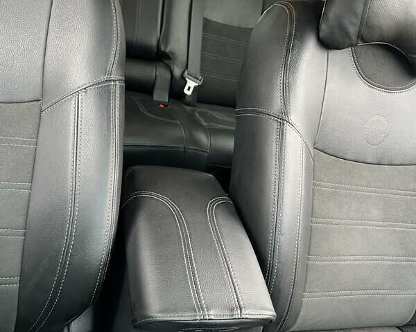 Серый Ниссан Rogue, объемом двигателя 2.49 л и пробегом 170 тыс. км за 16000 $, фото 9 на Automoto.ua