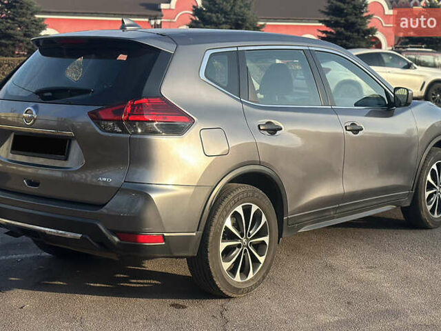 Серый Ниссан Rogue, объемом двигателя 2.49 л и пробегом 206 тыс. км за 12999 $, фото 8 на Automoto.ua