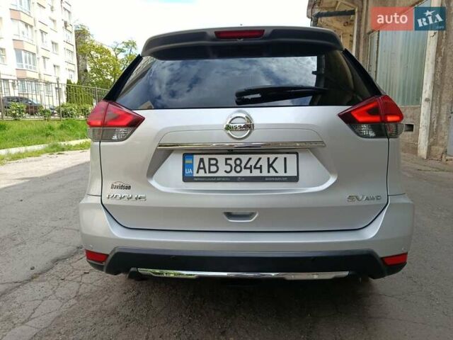 Сірий Ніссан Rogue, об'ємом двигуна 2.5 л та пробігом 170 тис. км за 12800 $, фото 10 на Automoto.ua