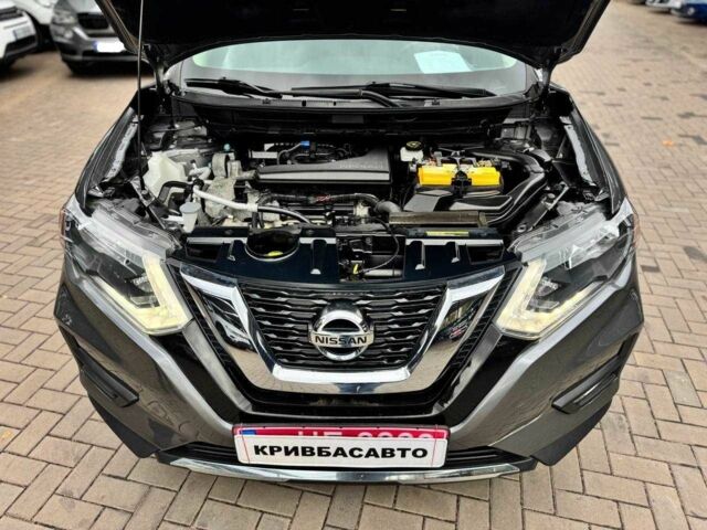 Серый Ниссан Rogue, объемом двигателя 2.5 л и пробегом 161 тыс. км за 13200 $, фото 2 на Automoto.ua