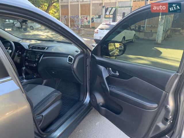 Сірий Ніссан Rogue, об'ємом двигуна 2.49 л та пробігом 172 тис. км за 11300 $, фото 9 на Automoto.ua