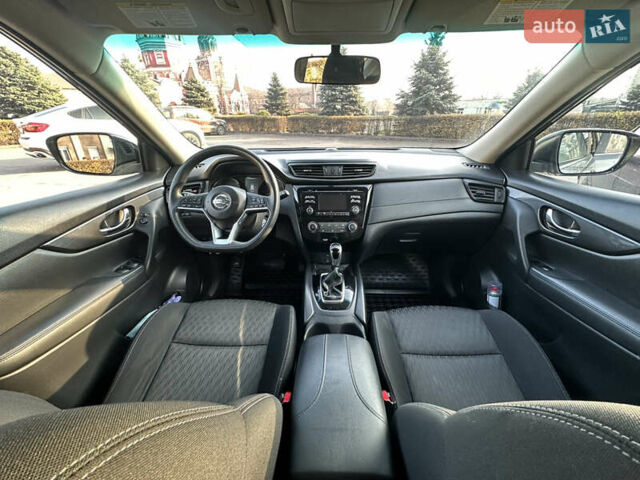 Серый Ниссан Rogue, объемом двигателя 2.49 л и пробегом 206 тыс. км за 12999 $, фото 28 на Automoto.ua