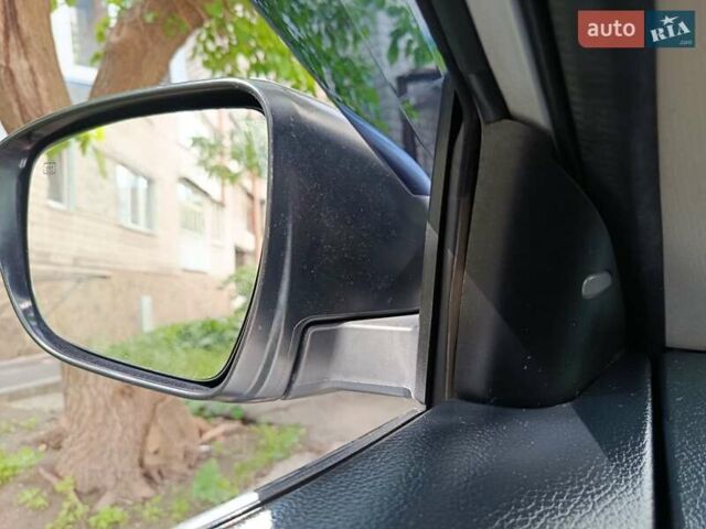 Сірий Ніссан Rogue, об'ємом двигуна 2.5 л та пробігом 170 тис. км за 12800 $, фото 35 на Automoto.ua