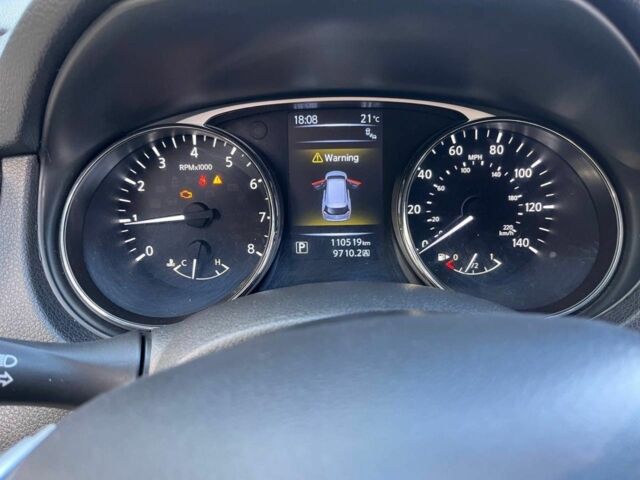 Серый Ниссан Rogue, объемом двигателя 2.5 л и пробегом 112 тыс. км за 12700 $, фото 9 на Automoto.ua