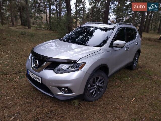 Серый Ниссан Rogue, объемом двигателя 2.5 л и пробегом 167 тыс. км за 12900 $, фото 4 на Automoto.ua