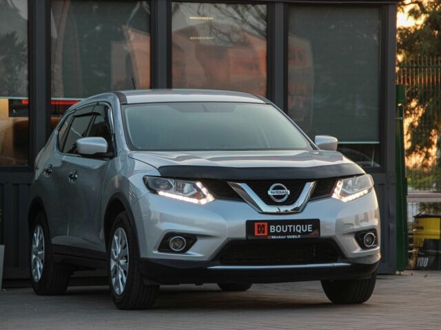 Сірий Ніссан Rogue, об'ємом двигуна 2.5 л та пробігом 105 тис. км за 12500 $, фото 2 на Automoto.ua