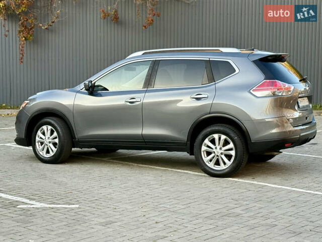 Серый Ниссан Rogue, объемом двигателя 2.49 л и пробегом 83 тыс. км за 12500 $, фото 10 на Automoto.ua
