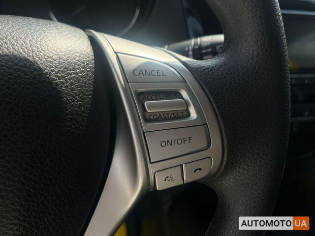 Серый Ниссан Rogue, объемом двигателя 2.5 л и пробегом 132 тыс. км за 12700 $, фото 15 на Automoto.ua