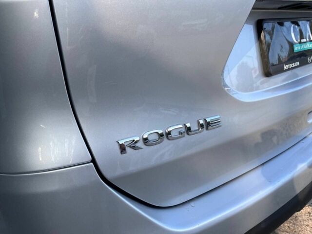 Серый Ниссан Rogue, объемом двигателя 2.5 л и пробегом 112 тыс. км за 12700 $, фото 19 на Automoto.ua