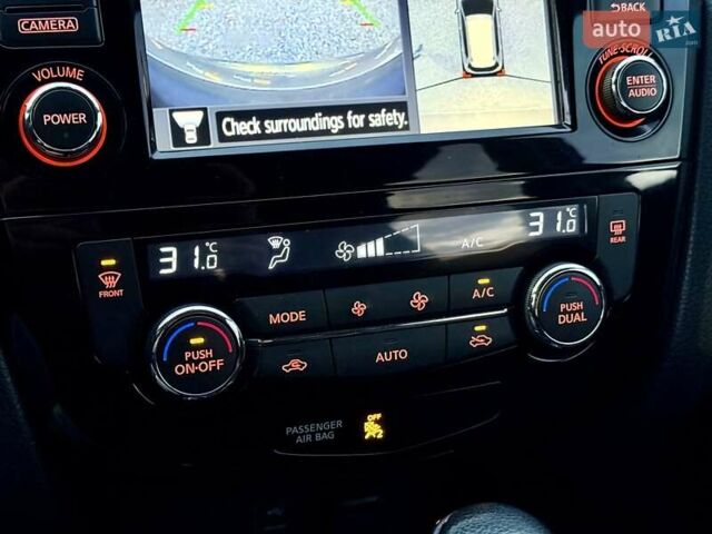 Серый Ниссан Rogue, объемом двигателя 2.5 л и пробегом 92 тыс. км за 14500 $, фото 17 на Automoto.ua