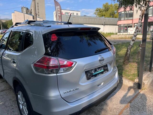 Серый Ниссан Rogue, объемом двигателя 2.5 л и пробегом 112 тыс. км за 12700 $, фото 21 на Automoto.ua