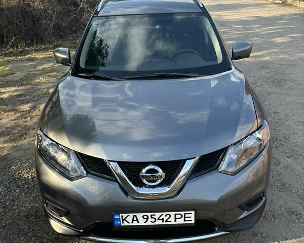Серый Ниссан Rogue, объемом двигателя 2.5 л и пробегом 93 тыс. км за 13900 $, фото 2 на Automoto.ua