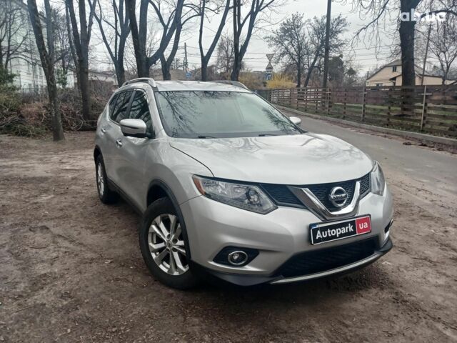 Серый Ниссан Rogue, объемом двигателя 2.5 л и пробегом 148 тыс. км за 12990 $, фото 2 на Automoto.ua