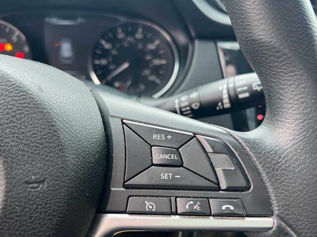 Серый Ниссан Rogue, объемом двигателя 2.5 л и пробегом 165 тыс. км за 14400 $, фото 13 на Automoto.ua