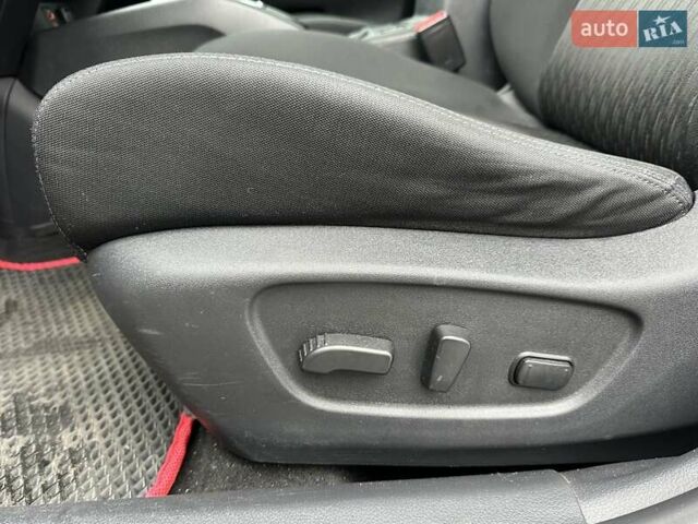 Серый Ниссан Rogue, объемом двигателя 2.49 л и пробегом 162 тыс. км за 11700 $, фото 20 на Automoto.ua