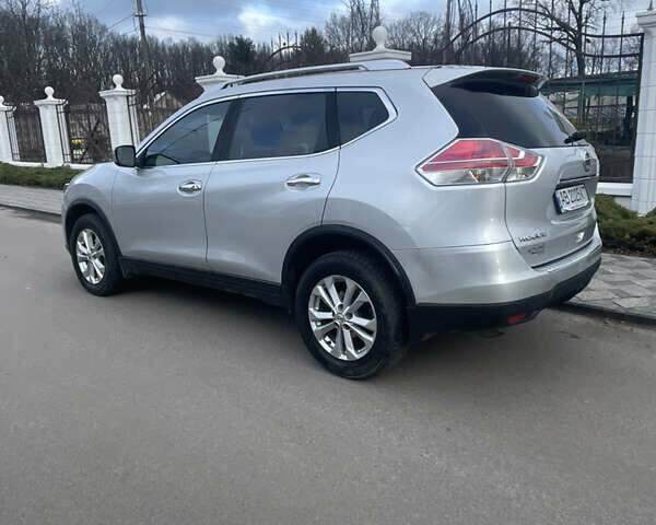 Сірий Ніссан Rogue, об'ємом двигуна 2.49 л та пробігом 148 тис. км за 13800 $, фото 4 на Automoto.ua